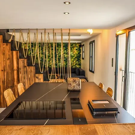 Apartamento Casa Jungle / Place Des Lices / Duplex Refait à Neuf *