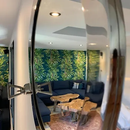 Casa Jungle / Place Des Lices / Duplex Refait à Neuf Apartamento Saint-Tropez